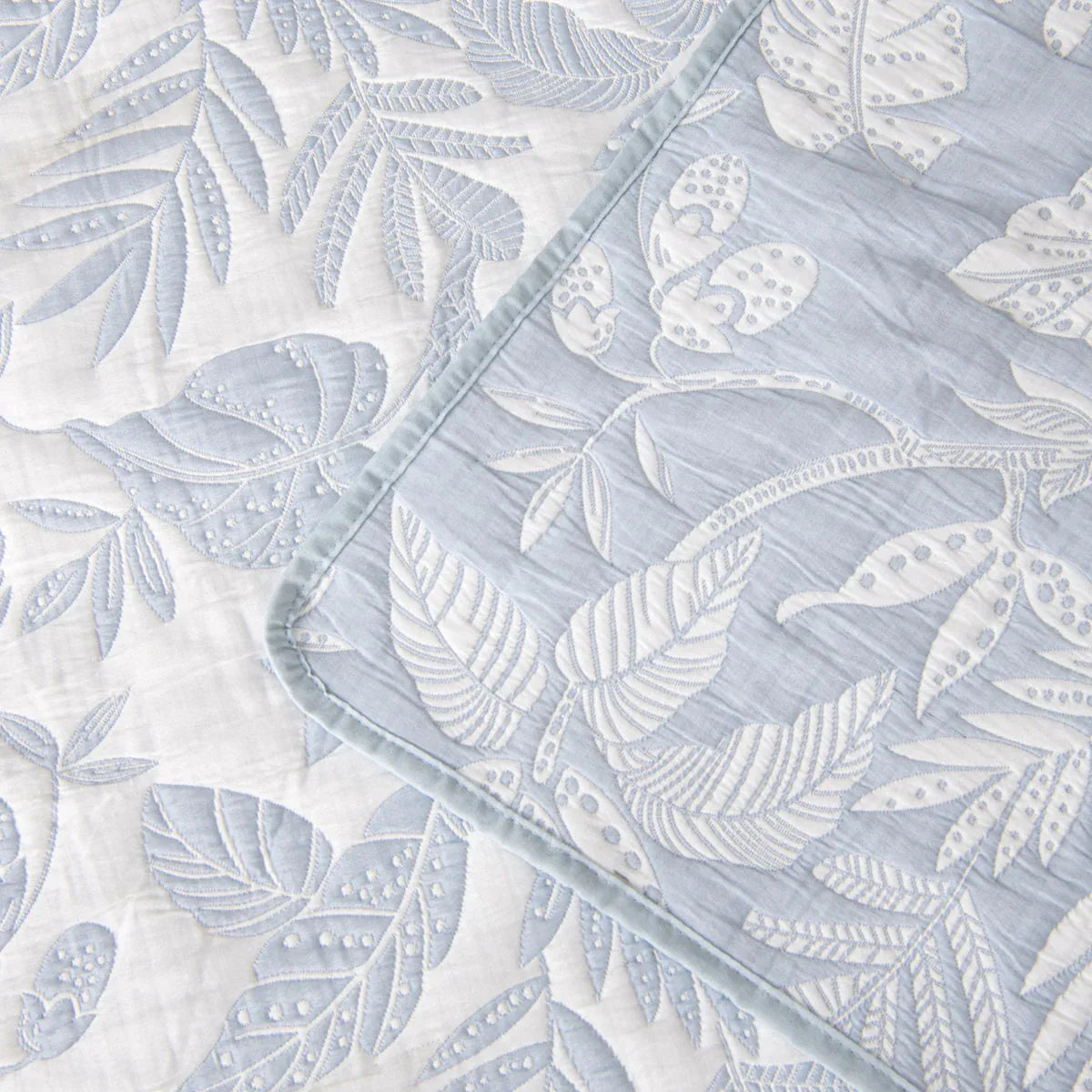 Bianca Laurieton Blue Jacquard Botanical Bedspread Set Queen - Mekamart Australia