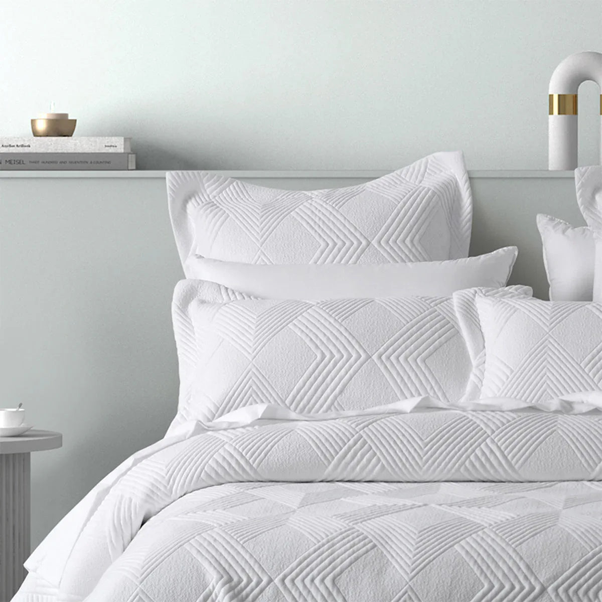 Bianca Cassiano White Polyester Jacquard Coverlet Set Queen/King - Mekamart Australia