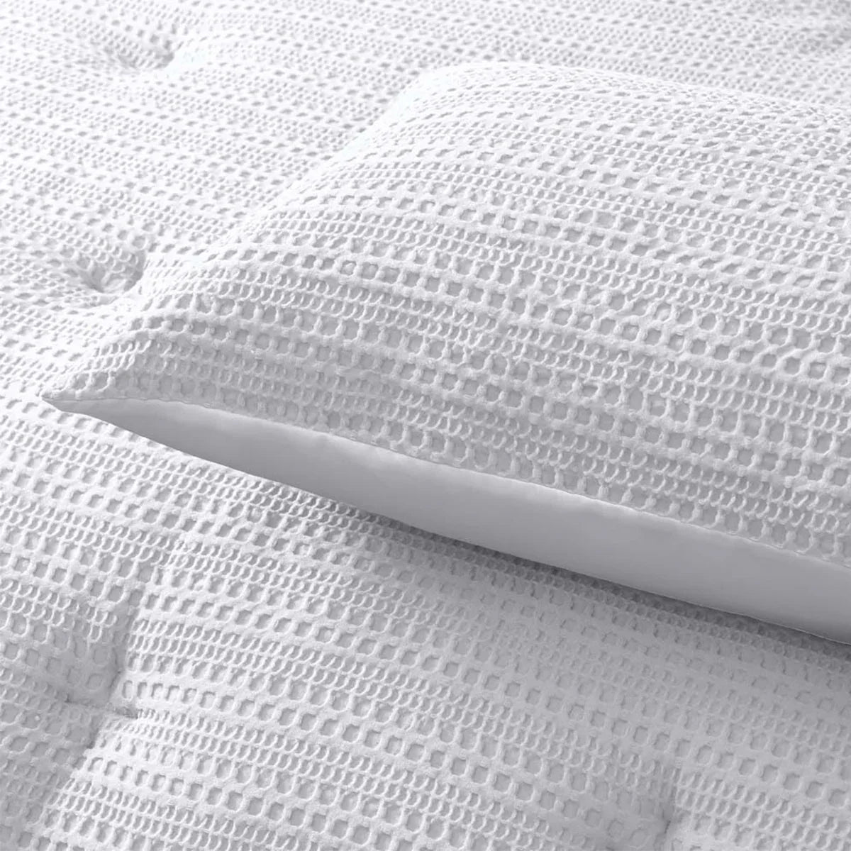 Accessorize Soho Waffle White 3 Piece Comforter Set Queen - Mekamart Australia