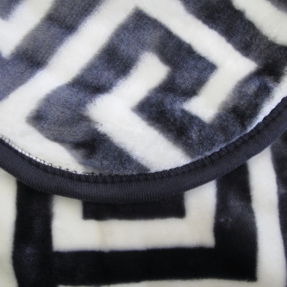 Bloomington 800GSM Greek Key Charcoal Winter Premium Quality 1 Ply Mink Blanket King - Mekamart Australia