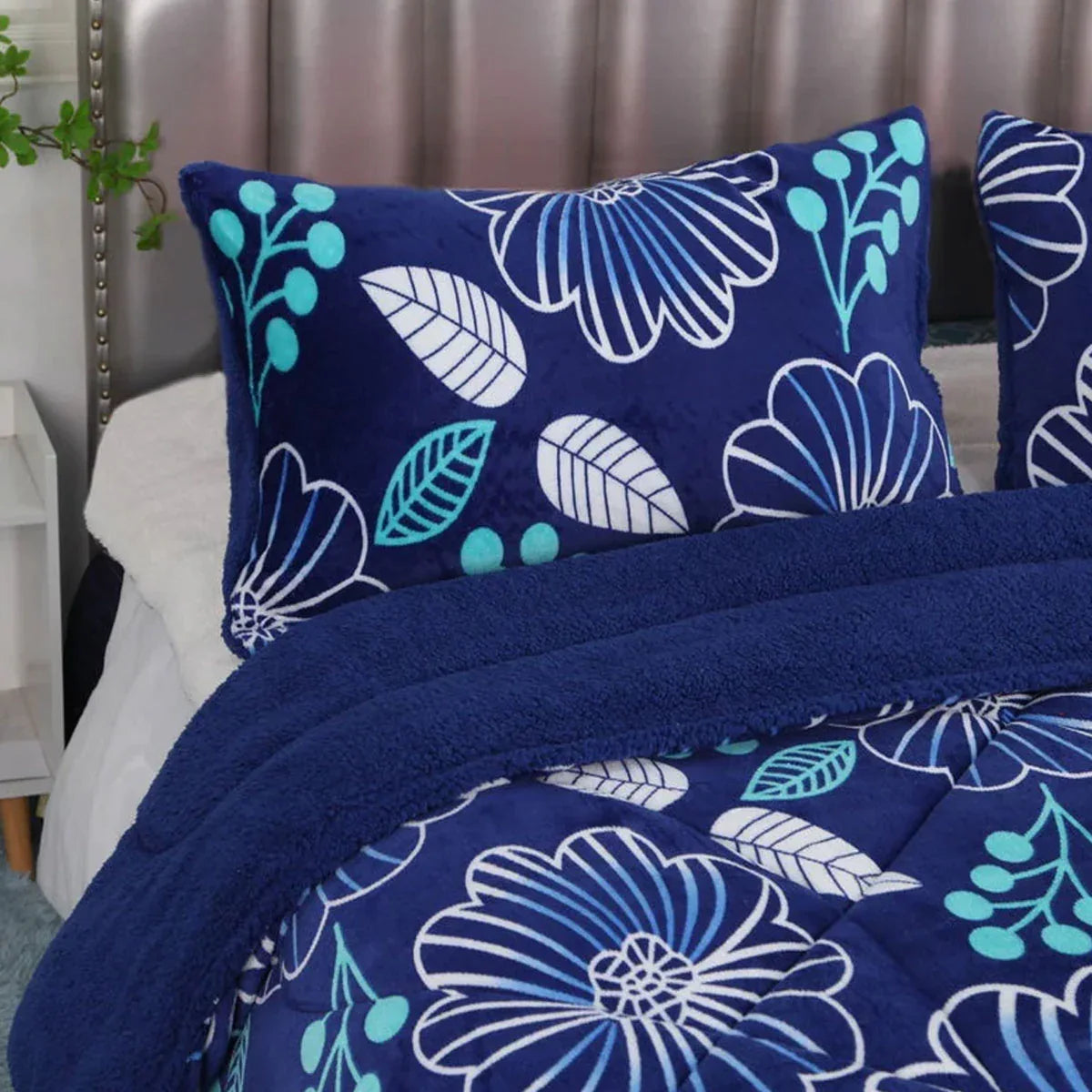 Ramesses Blue Flower Printed Sherpa Flannel Fleece Reversible Blanket Set Queen/King - Mekamart Australia