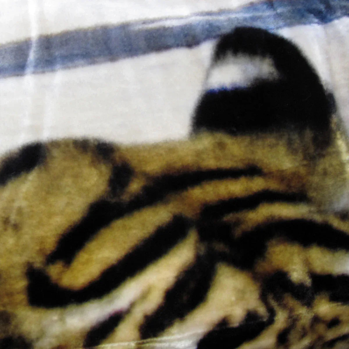 800GSM Luxury Reversible Animal Pattern Mink Blanket Queen 200 x 240 cm Three Tigers Blue - Mekamart Australia