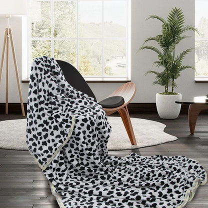Animal Pattern Soft Flannel Plush Queen Size Blanket 220 x 240cm Dalmatian - Mekamart Australia