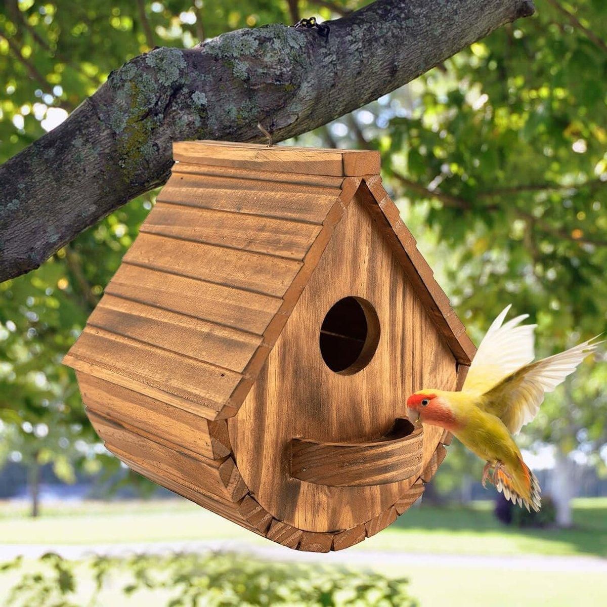 Hanging Wooden Birdhouse Outdoor Bird Shelter for Garden Backyard Decoration
