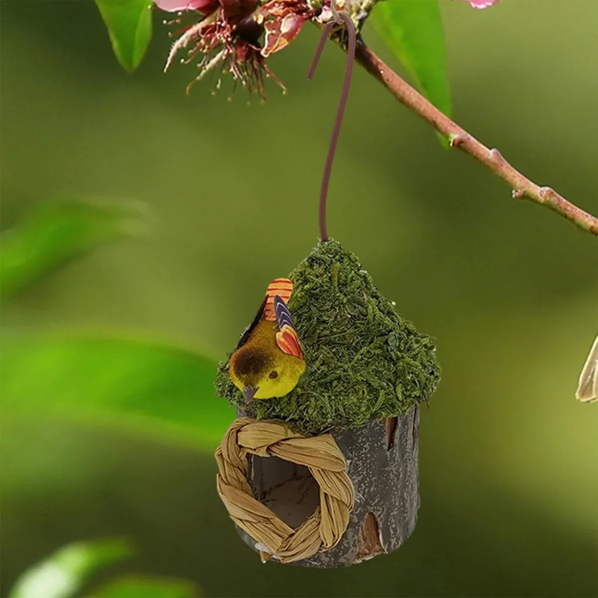 Outdoor Birdhouse Hanging Nest Small Birds Wooden Nesting Box For Courtyard