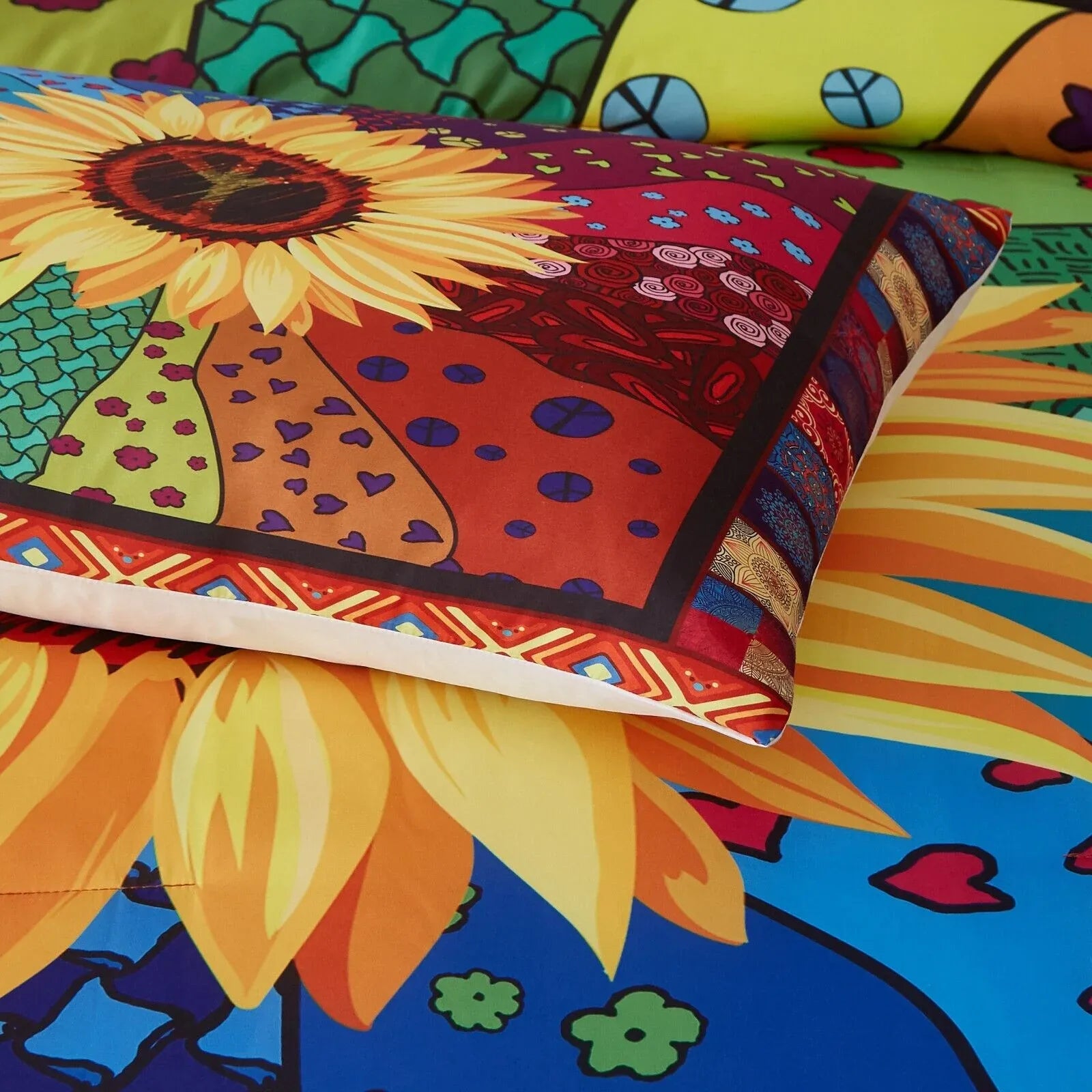 Floral Sunflower Comforter Set, King Size, Quilted Bedding with Pillowcases - Mekamart Australia