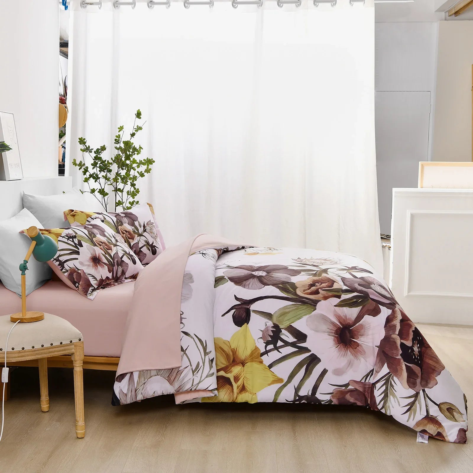 Floral Comforter Set, King Size, Blush Floral 3-Piece Bedding, Soft Microfiber for All Seasons - Mekamart Australia