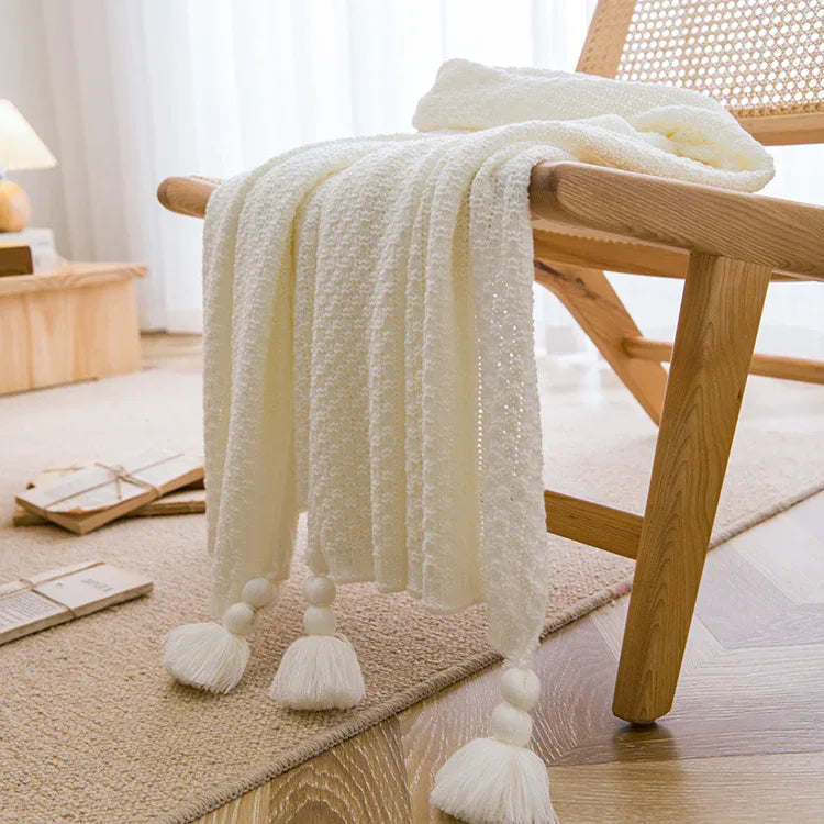 White 110cm x 150cm Soft Tassel Throw Blanket for Sofa or Bed, Cozy Casual Blanket for Office Nap, Minimalist Bed End Cover - Mekamart Australia