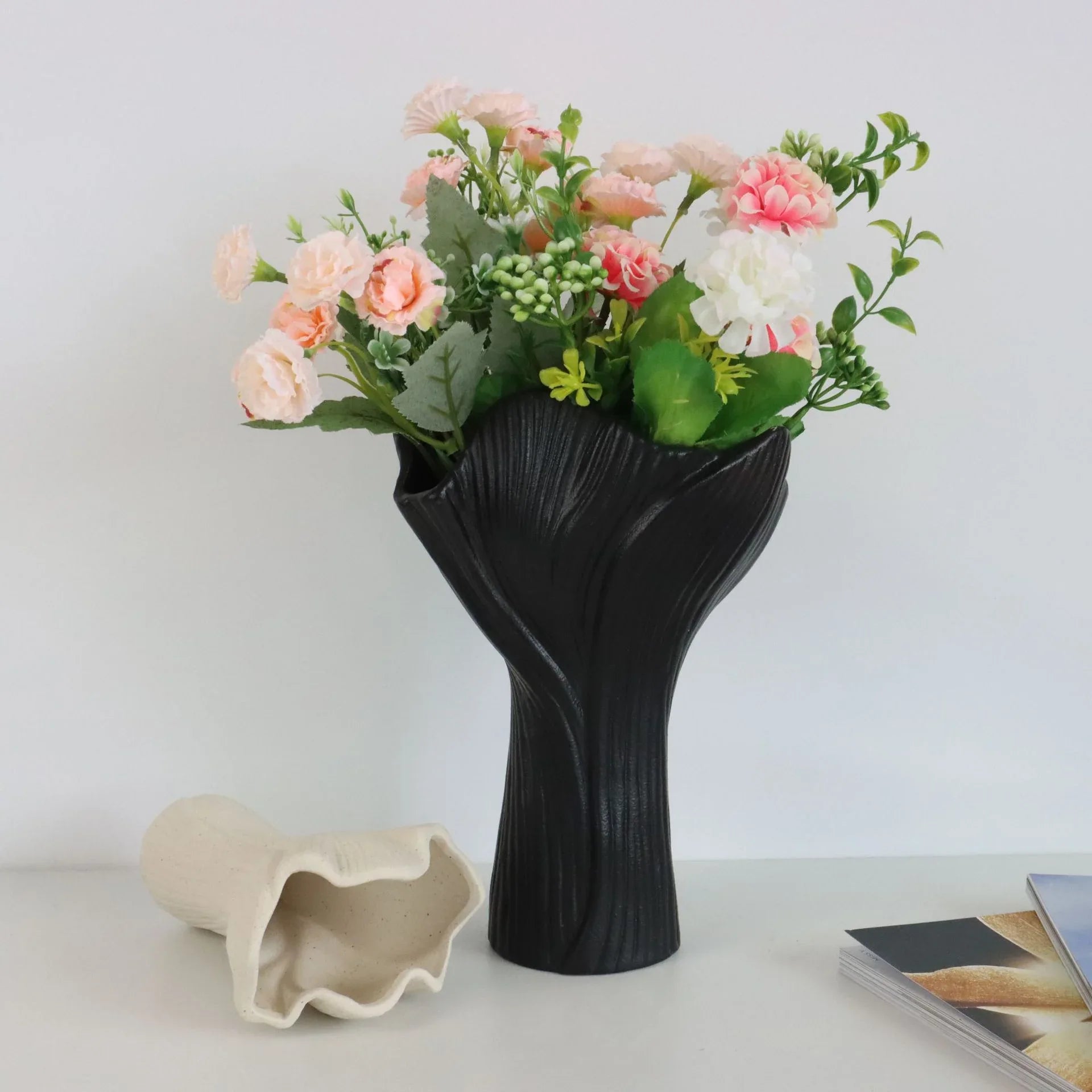 Black Elegant Off-White Ceramic Vase - Modern Sculptural Flower Holder with Wide Fluted Opening - Mekamart Australia