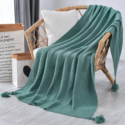 110cm x 150cm Green Knitted Sofa Blanket for Autumn and Winter Naps - Mekamart Australia