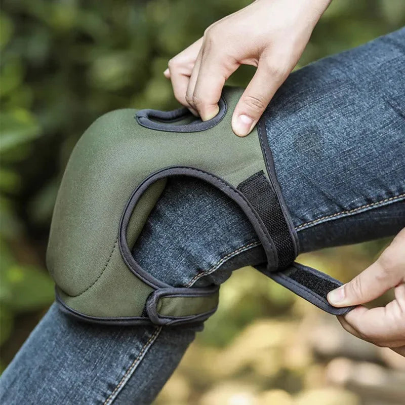 Black Adjustable Gardening Knee Pads - Comfortable Neoprene Knee Protectors for Weeding & Outdoor Work - Mekamart Australia