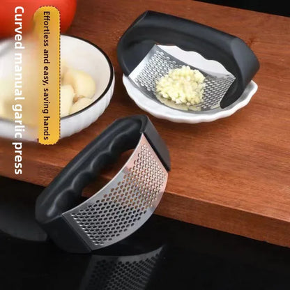 Black Stainless Steel Garlic Press Rocker Ergonomic Garlic Crusher and Ginger Mincer Professional Kitchen Tool - Mekamart Australia