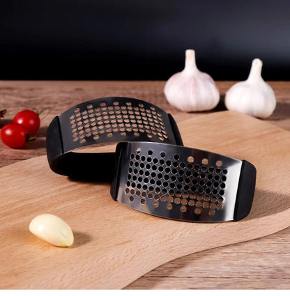 Black Stainless Steel Garlic Press Rocker Ergonomic Garlic Crusher and Ginger Mincer Professional Kitchen Tool - Mekamart Australia